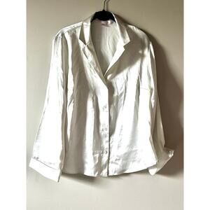 Victoria’s Secret white satin top size S